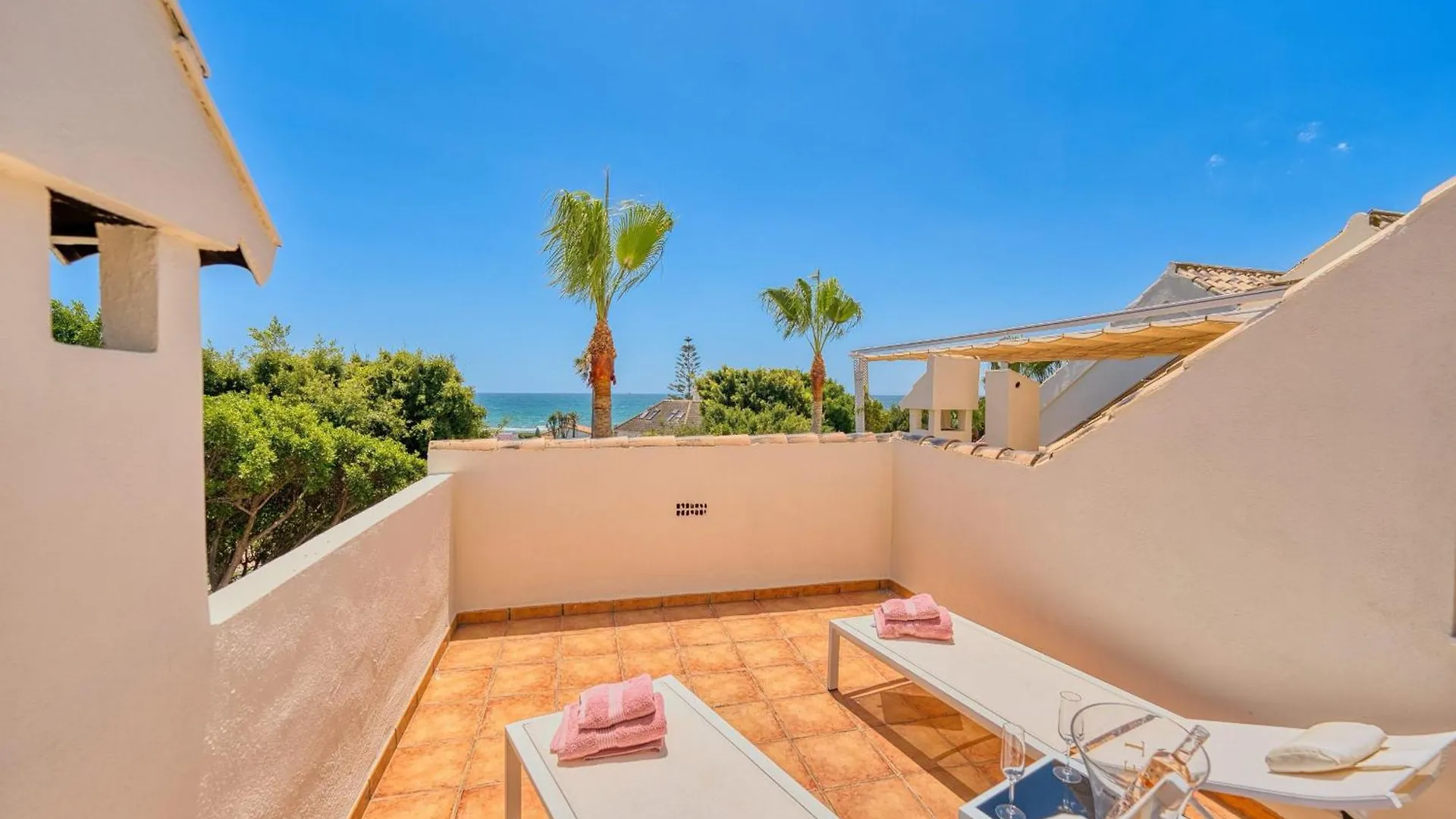 3027 Exclusive Family Retreat Near Marbella Beach 0*,  스페인